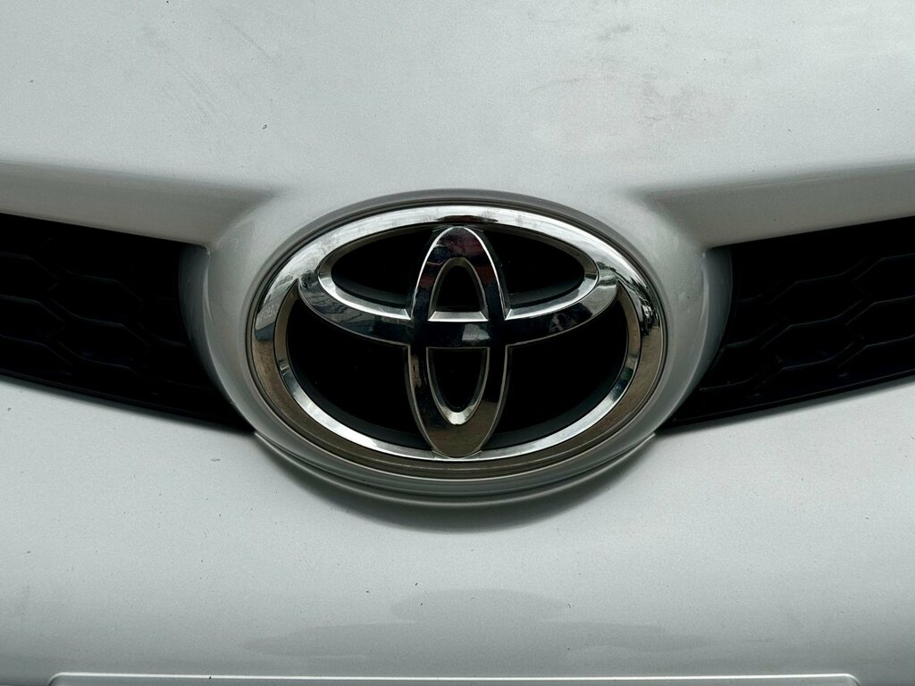 Toyota Aygo Hatchback Grey #18