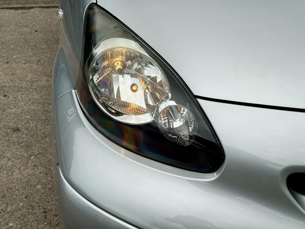 Toyota Aygo Hatchback Grey #21