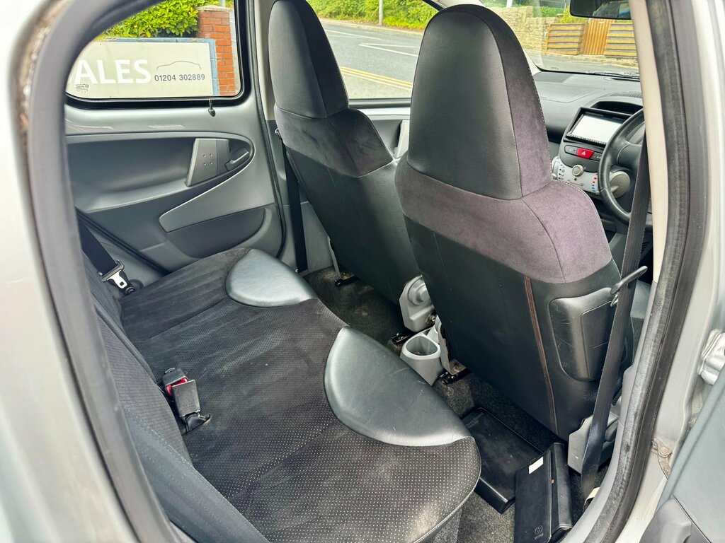 Toyota Aygo Hatchback Grey #13