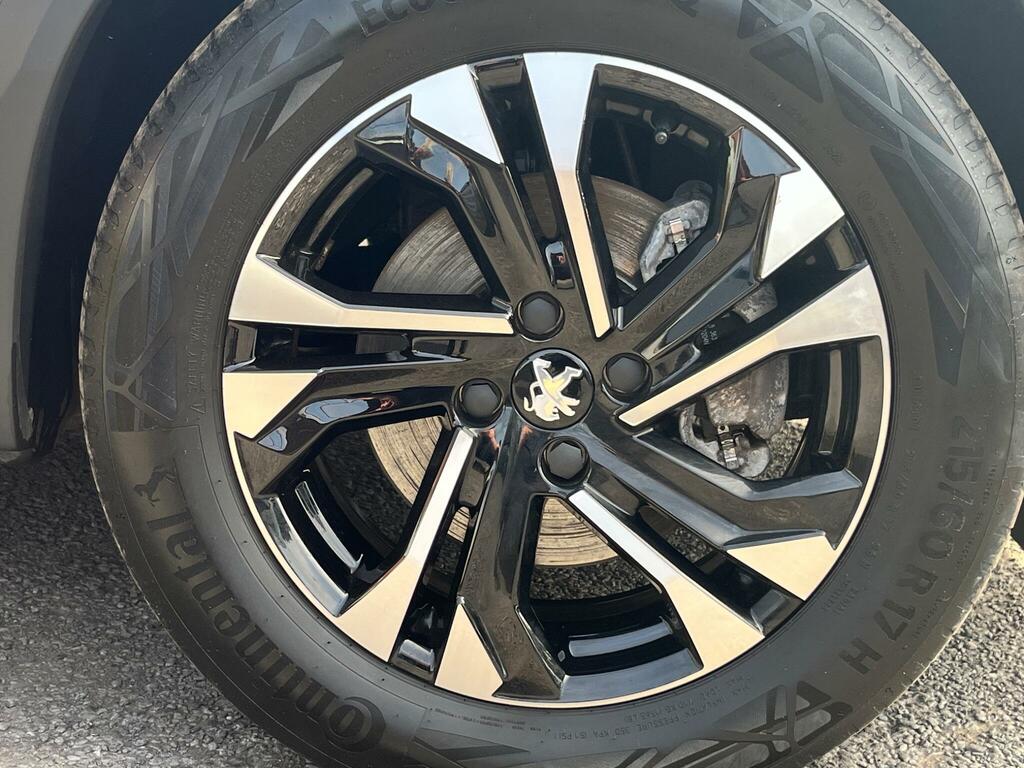 Peugeot e-2008 50Kwh Gt Suv 7Kw Charger 136 #5