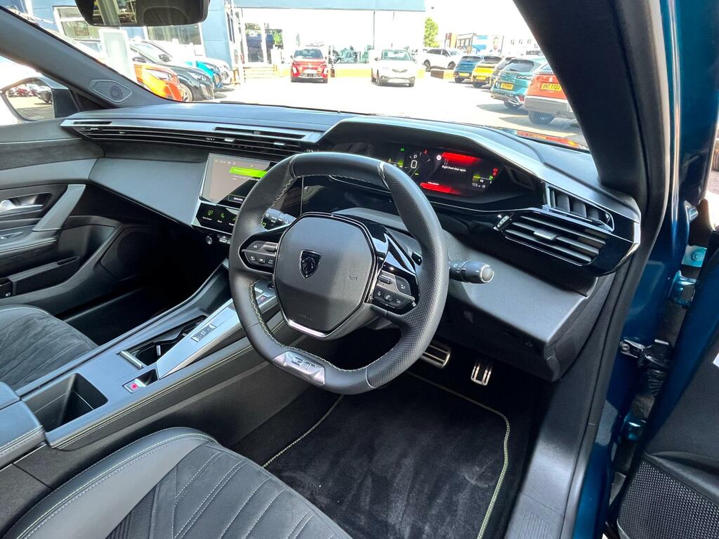 Peugeot 408 Peugeot 408 1.6 12.4Kwh Gt Fastback Plu Black #18
