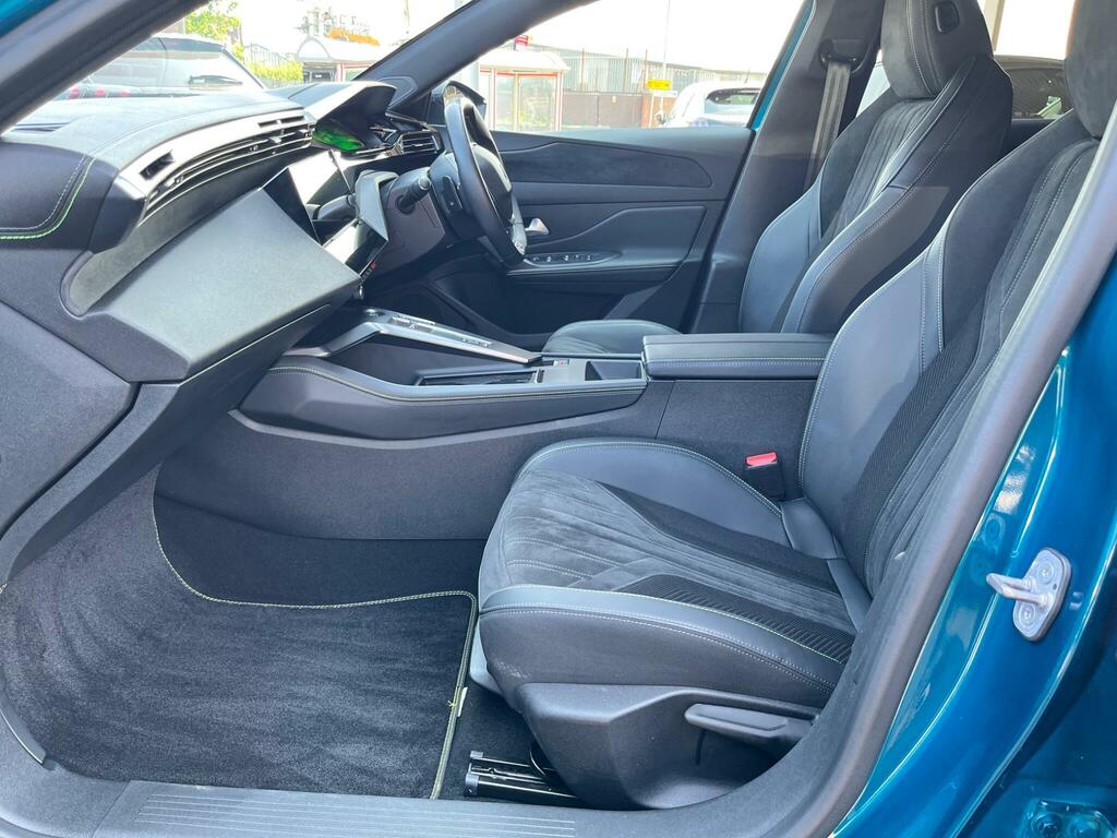 Peugeot 408 Peugeot 408 1.6 12.4Kwh Gt Fastback Plu Black #28