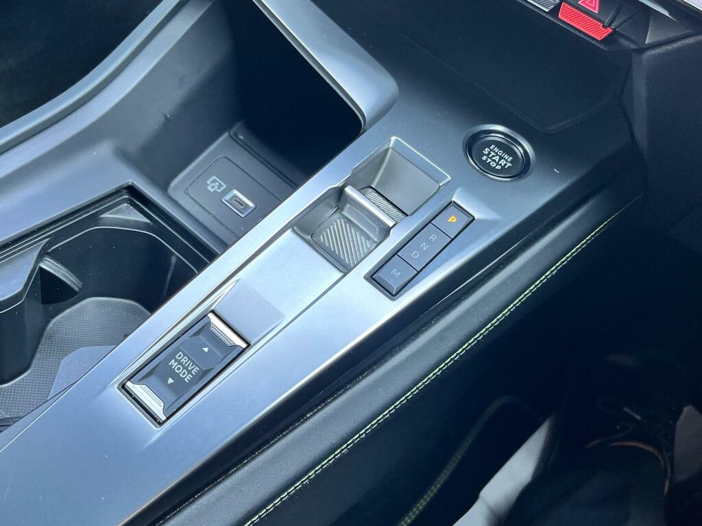 Peugeot 408 Peugeot 408 1.6 12.4Kwh Gt Fastback Plu Black #39