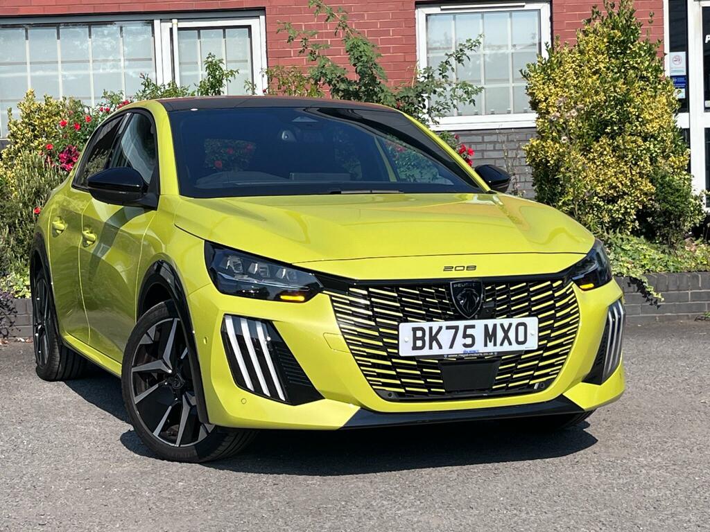 Peugeot 208 1.2 Puretech Gt Premium Hatchback Manua #2