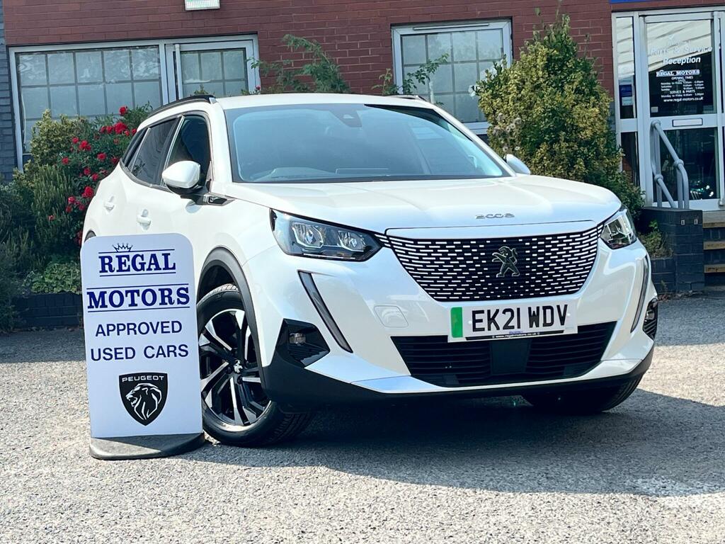 Peugeot e-2008 50Kwh Allure Premium Suv 136 Ps White