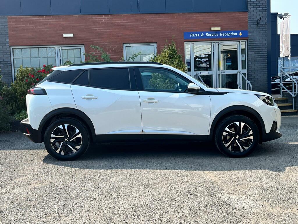 Peugeot e-2008 50Kwh Allure Premium Suv 136 Ps White #6