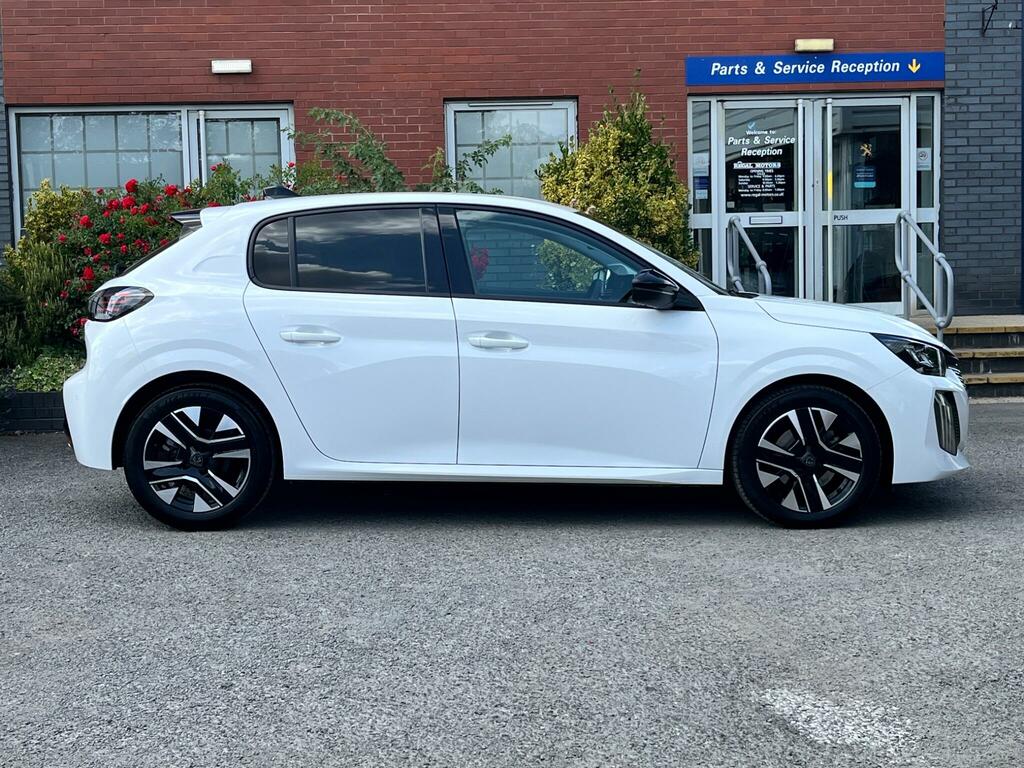 Peugeot 208 1.2 Puretech Allure Hatchback Eu HG25EFX #6