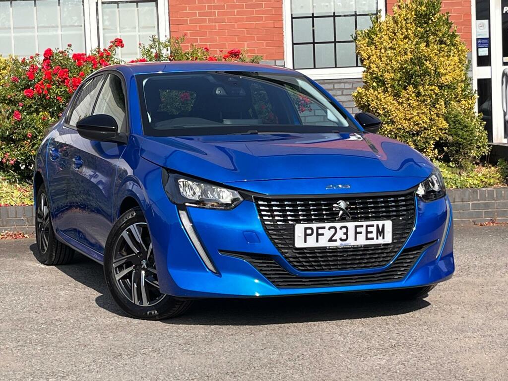 Peugeot 208 1.2 Puretech Allure Premium Hatchback #2
