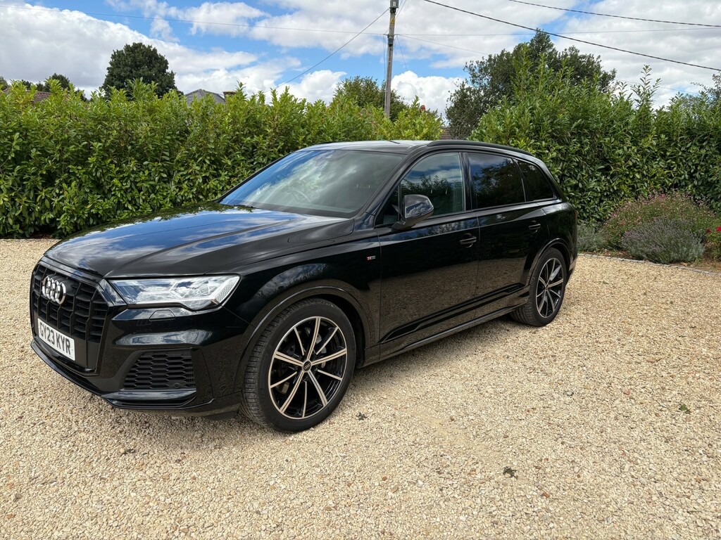 Audi Q7 Suv 3.0 Tfsi V6 55 Quattro Black Edition 202323 Black #3