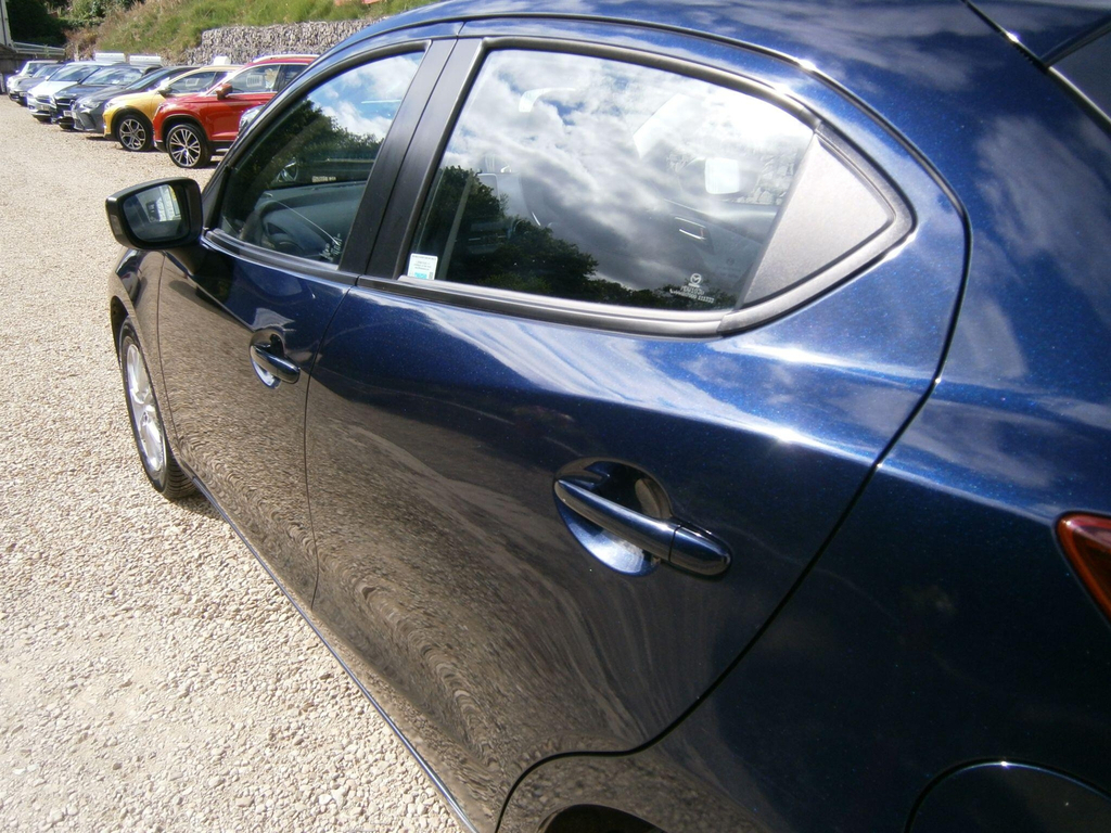 Mazda 2 1.5 Skyactiv-g Sport Nav Euro 6 Ss Black #15