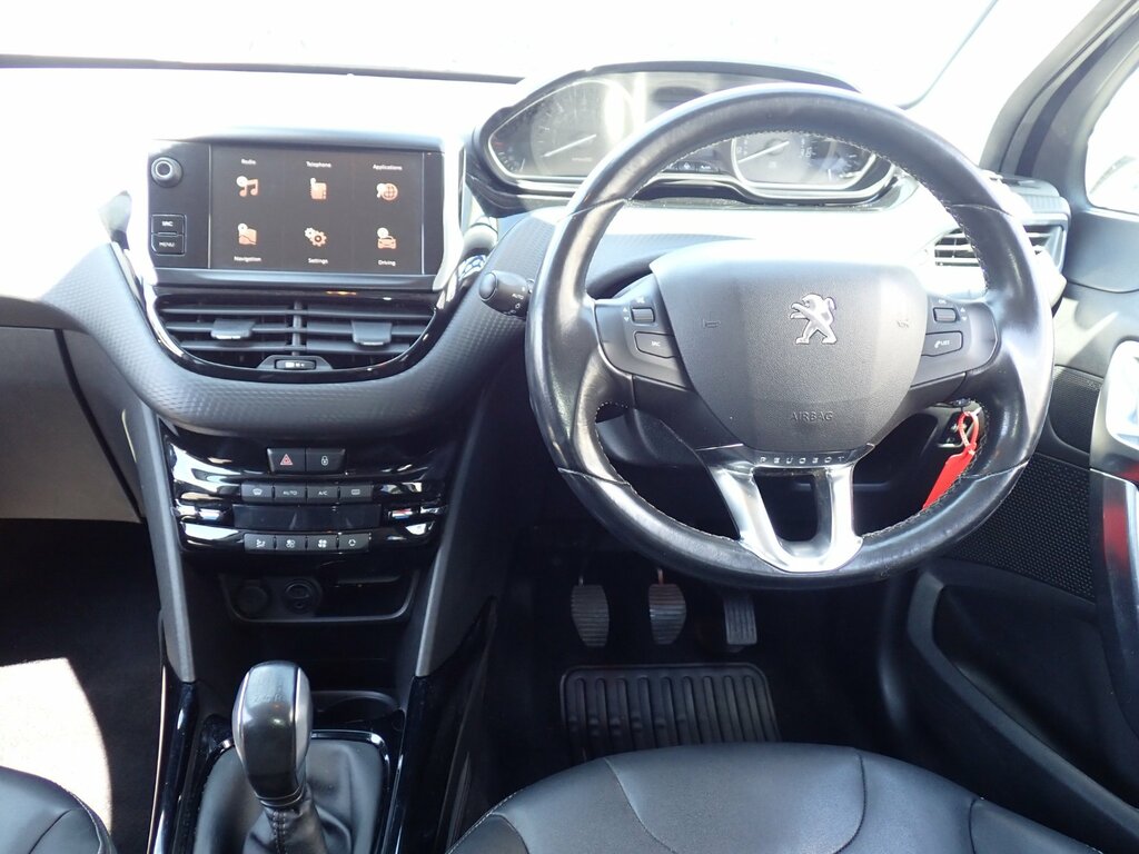 Peugeot 2008 1.6 Bluehdi Allure Suv Euro 6 S Black #2