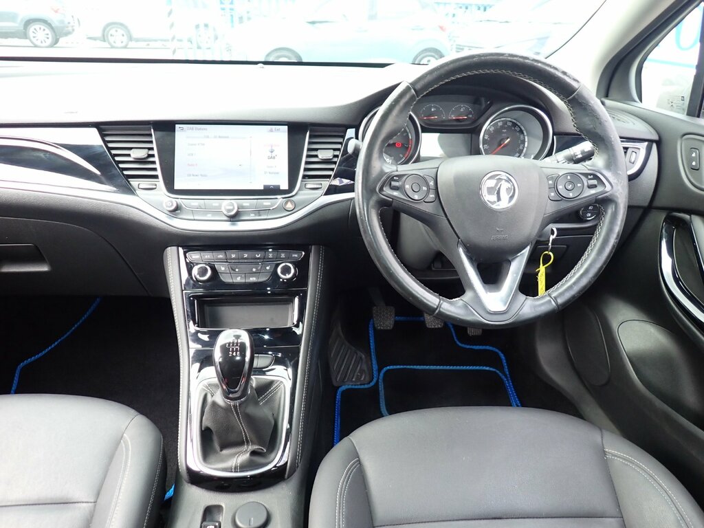 Vauxhall Astra 1.4I Turbo Elite Nav Sports Tourer Manu YX69ZDK Grey #2