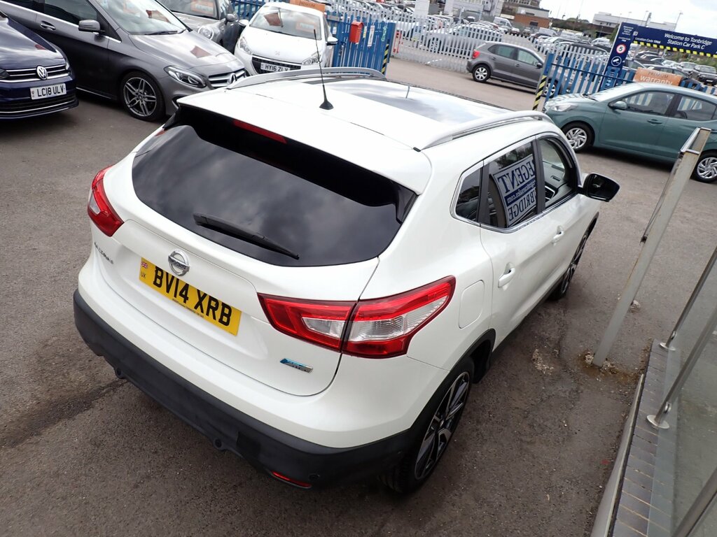 Nissan Qashqai 1.5 Dci Tekna Suv 2Wd Euro 5 S BV14XRB White #6