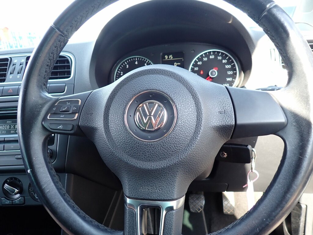 Volkswagen Polo Hatchback 1.0 Bluemotion Tech Se 2014 Blue #11