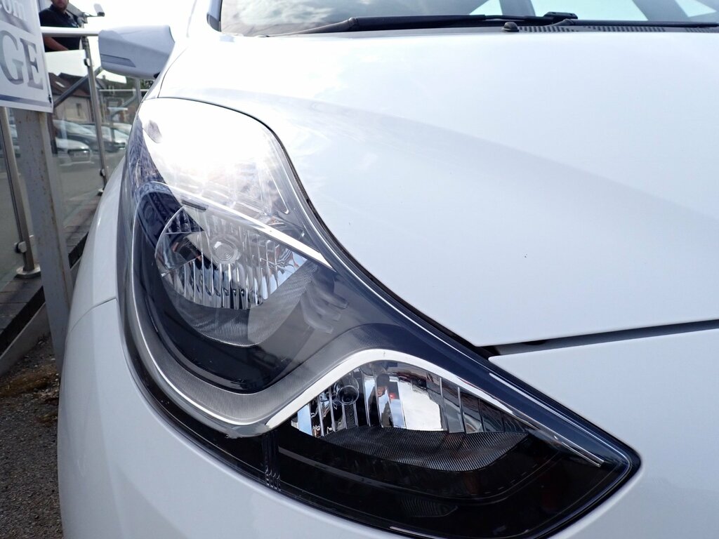 Hyundai Ix20 1.6 Se Nav Red #27