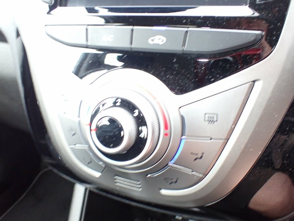 Hyundai Ix20 1.6 Se Nav Red #19