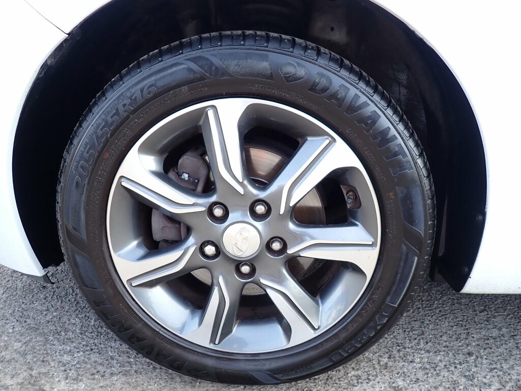 Hyundai Ix20 1.6 Se Nav Red #30