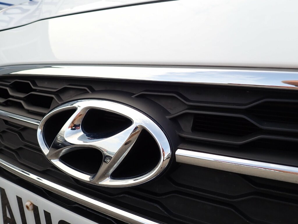 Hyundai Ix20 1.6 Se Nav Red #26