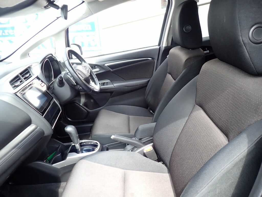Honda Jazz 1.3 I-vtec Ex Navi Hatchback Cvt Euro 6 Silver #3