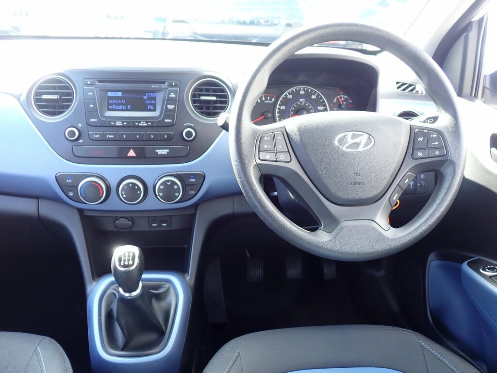 Hyundai I10 1.0 Se Hatchback Euro 5 66 Ps White #2