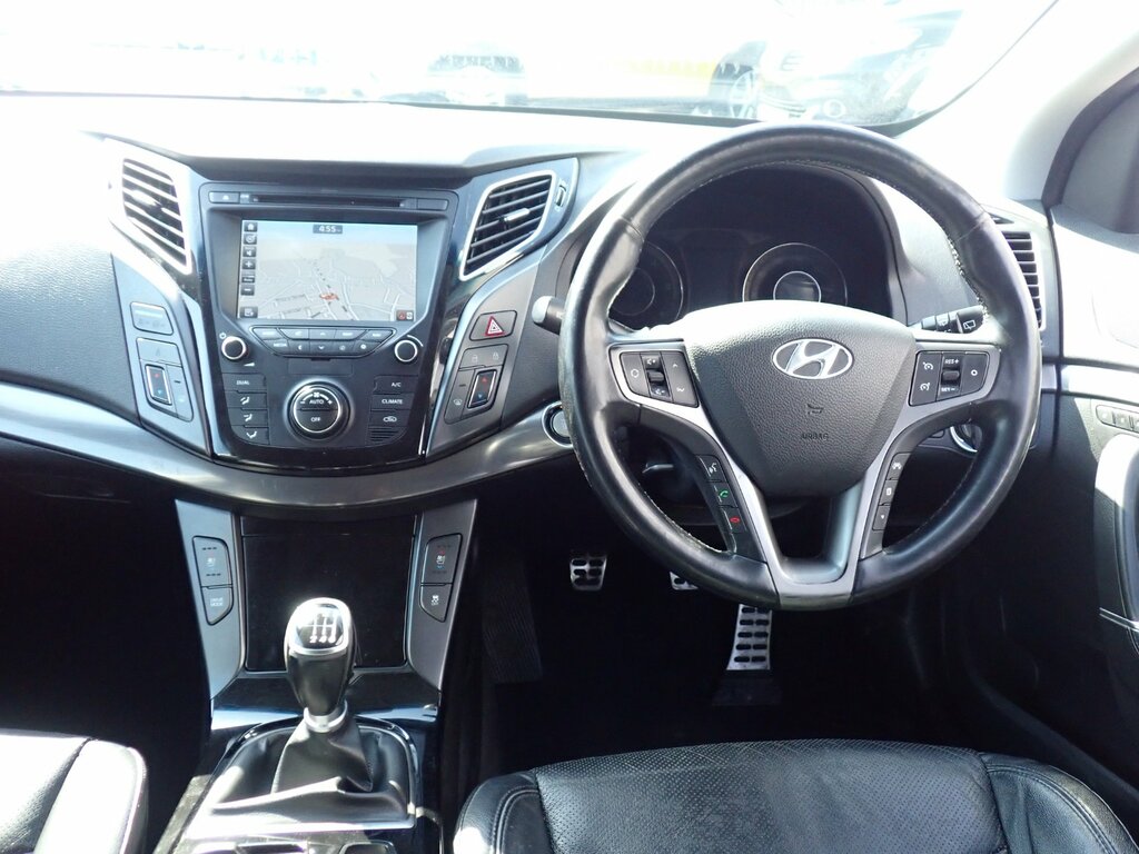 Hyundai I40 1.7 Crdi Blue Drive Premium Tourer Manu Silver #2