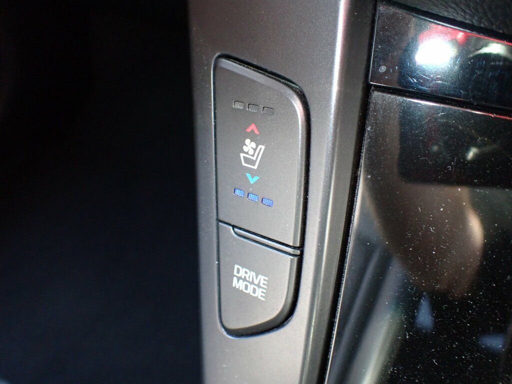 Hyundai I40 Crdi Premium Blue Drive Silver #20