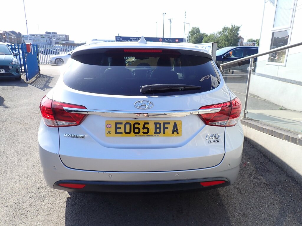 Hyundai I40 Crdi Premium Blue Drive Silver #9