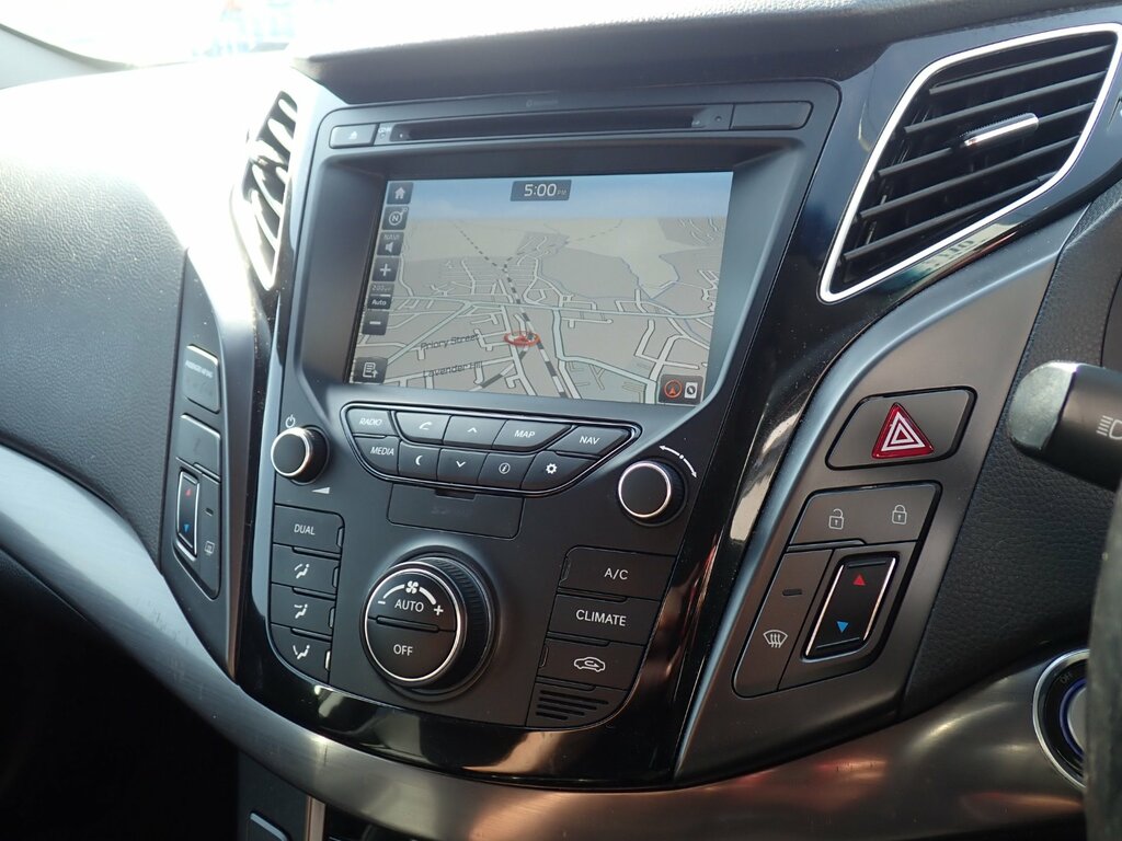 Hyundai I40 Crdi Premium Blue Drive Silver #11