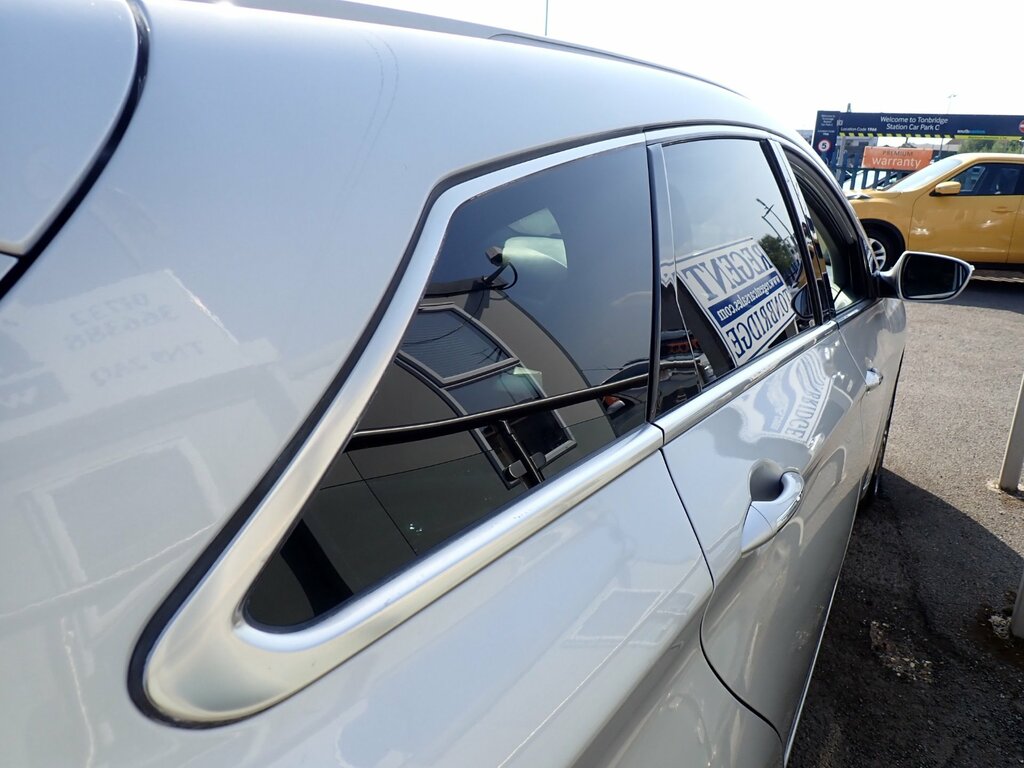 Hyundai I40 Crdi Premium Blue Drive Silver #38