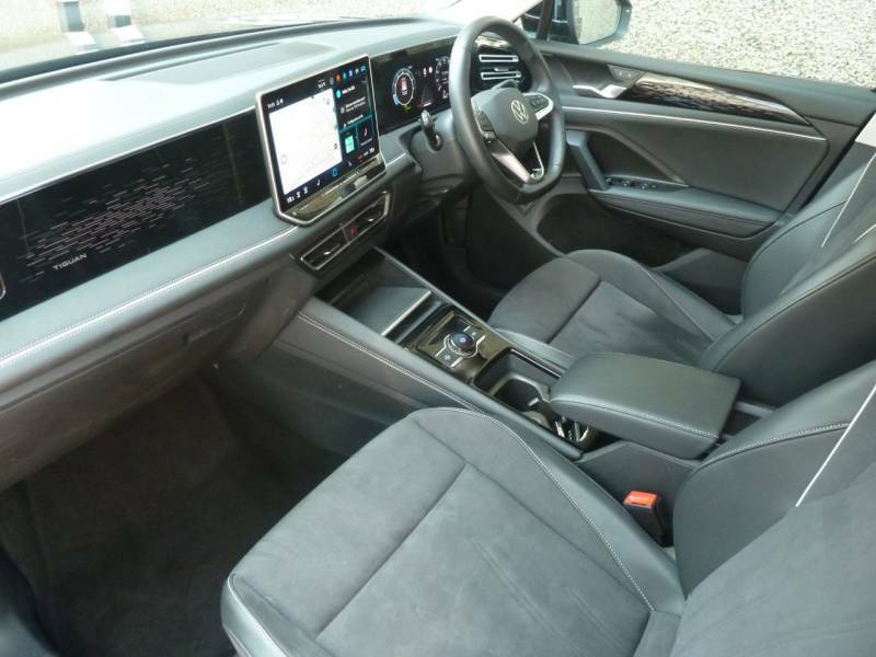 Volkswagen Tiguan 1.5 Etsi 150 Elegance Dsg - 2024 24 BL24YNU Black #2