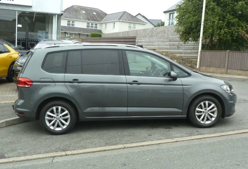 Volkswagen Touran Touran Se Tdi Bluemotion Technology S-a Black #9
