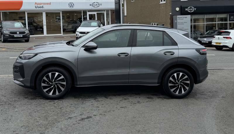 Volkswagen T-Roc 1.5 Etsi 150 Life Dsg Grey #4