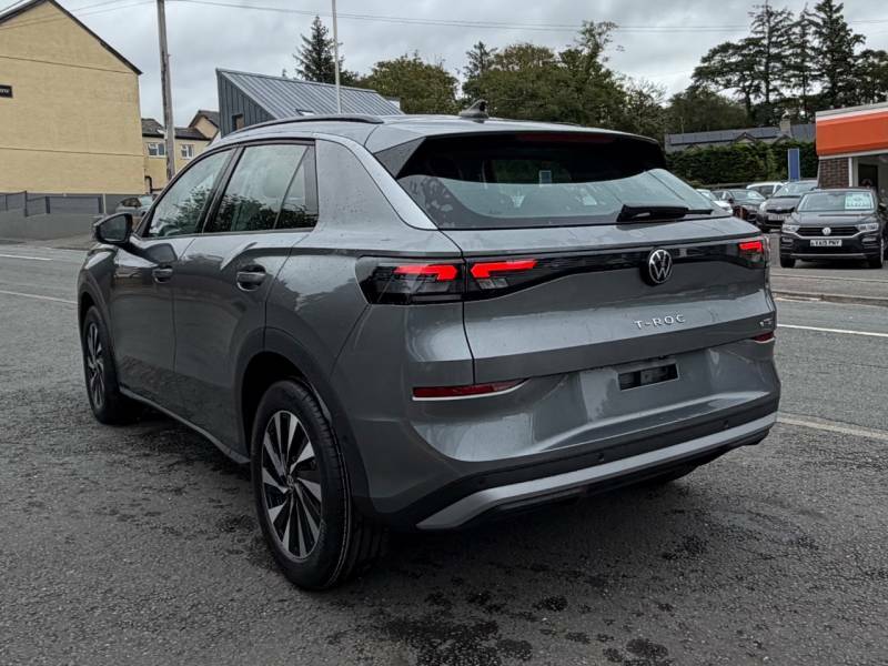 Volkswagen T-Roc 1.5 Etsi 150 Life Dsg Grey #5