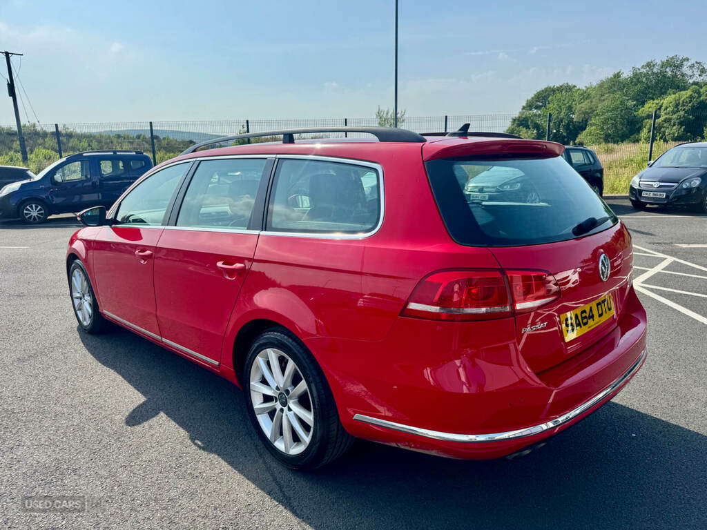 Volkswagen Passat 2.0 Tdi Bluemotion Tech SA64DTU Red #4
