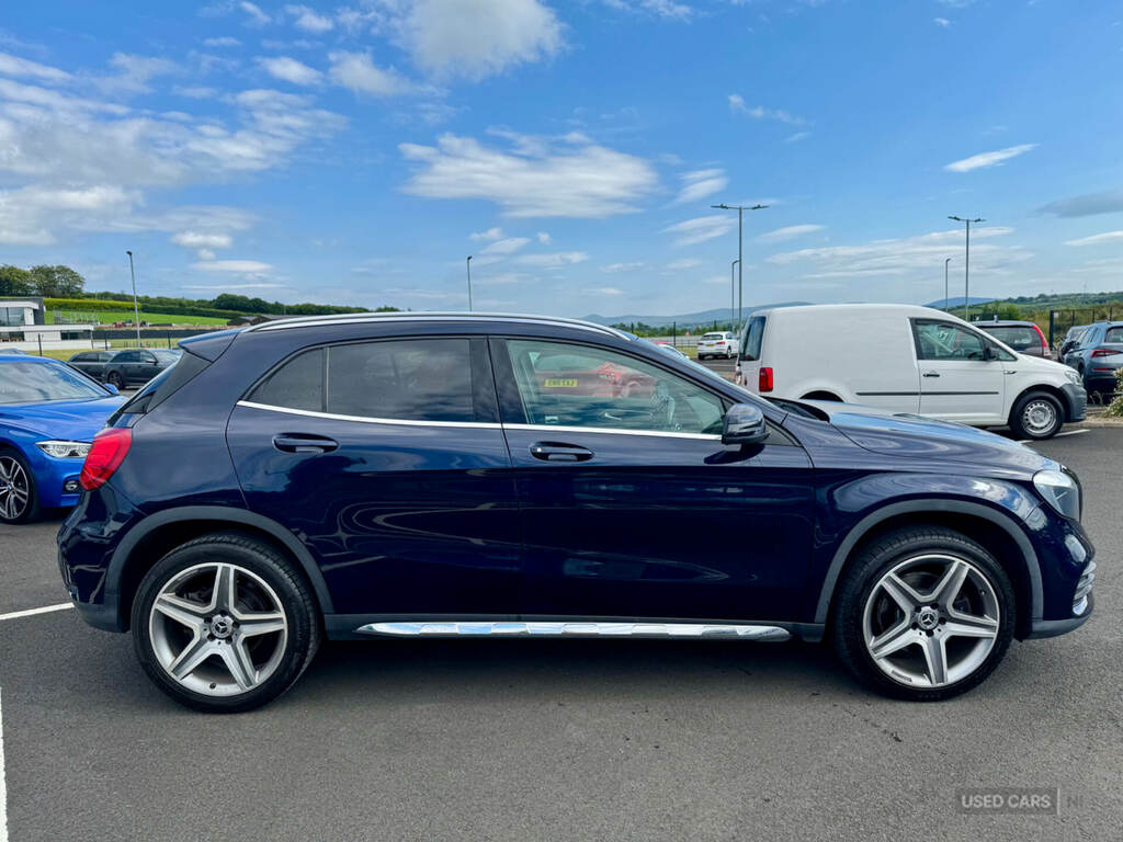 Mercedes-Benz GLA Class Gla 220D 4Matic Amg WN18XSR Blue #2
