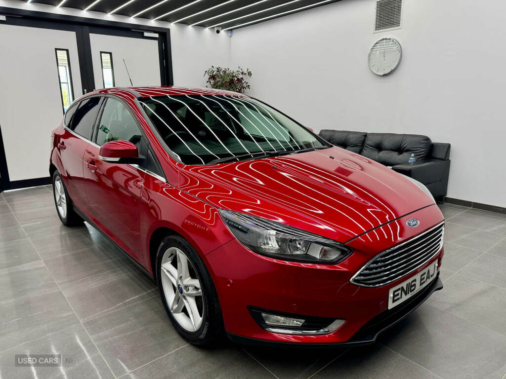 Ford Focus 1.5 Tdci 120 Titanium EN16EAJ Red #2