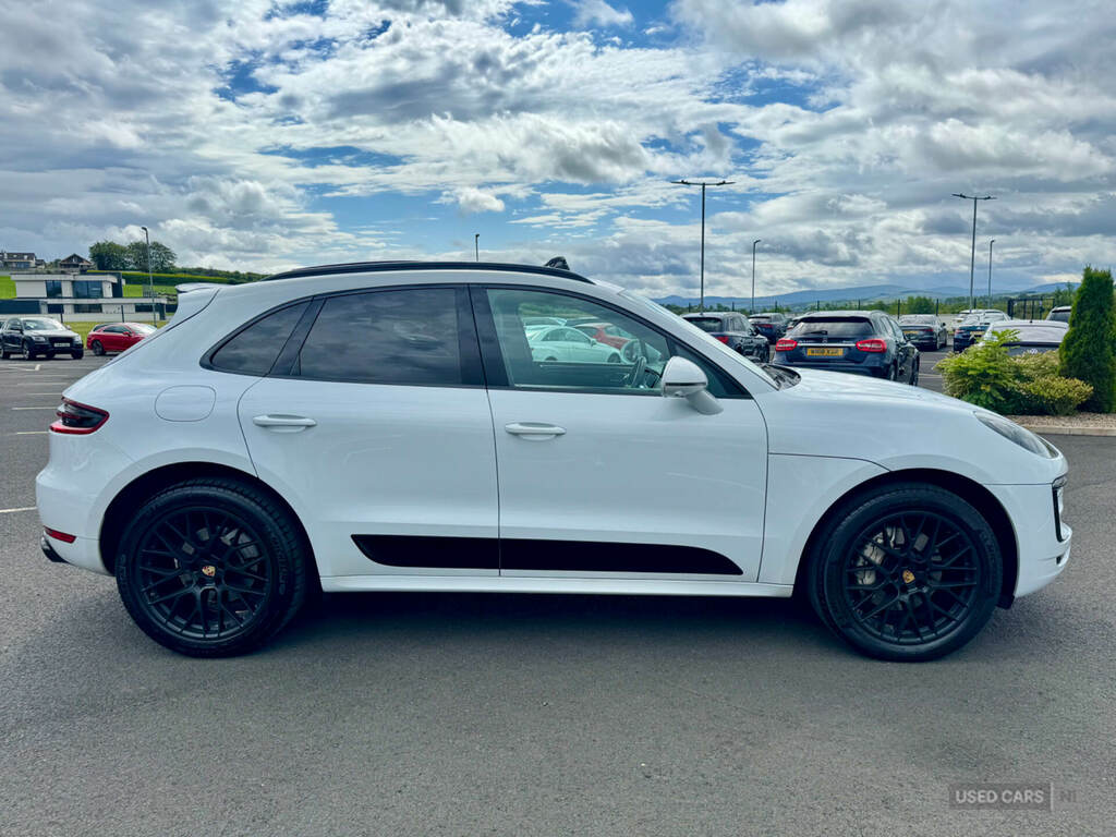 Porsche Macan S Pdk White #2