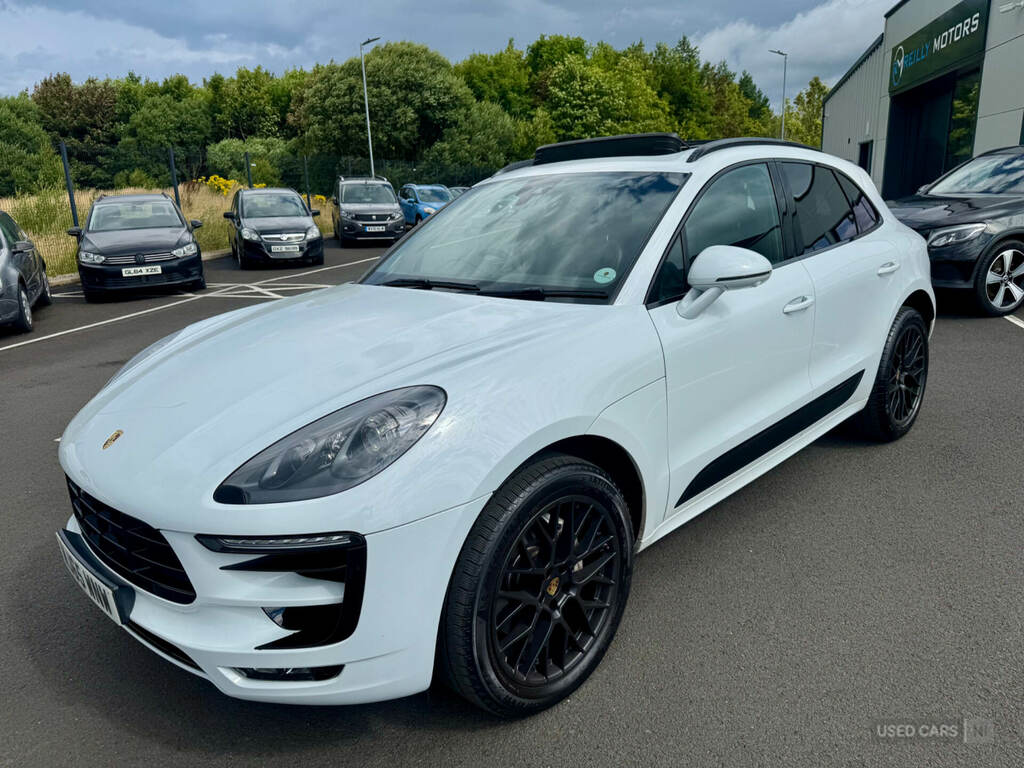 Porsche Macan S Pdk White #6