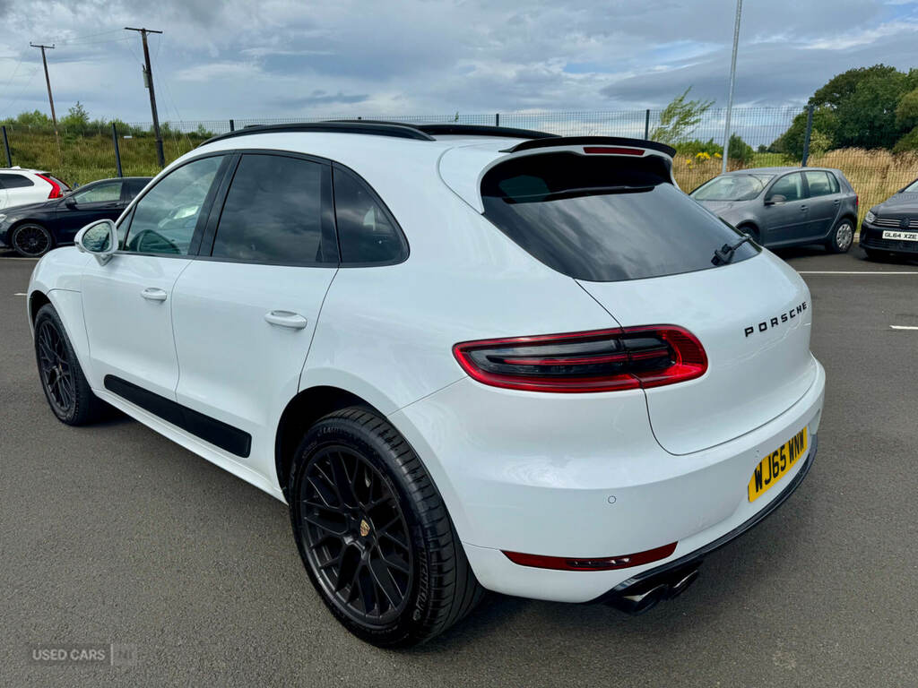 Porsche Macan S Pdk White #4