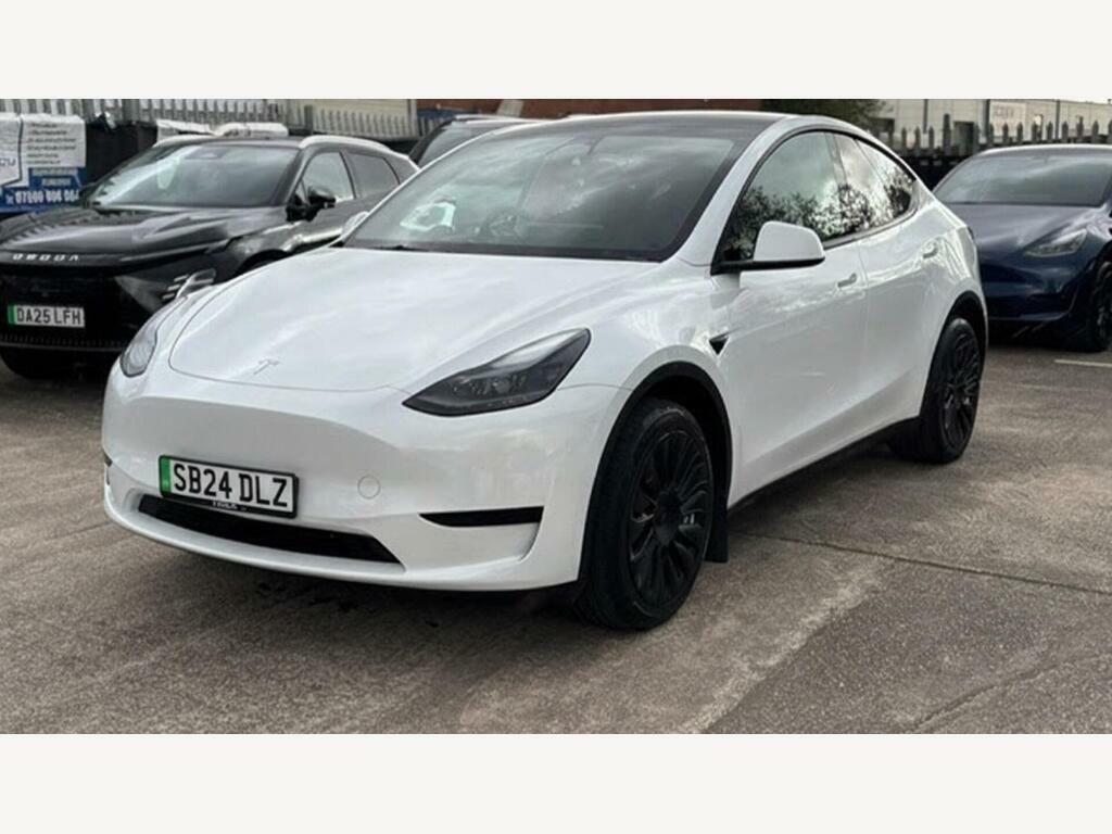 Tesla Model Y Dual Motor Long Range 4Wde White #5