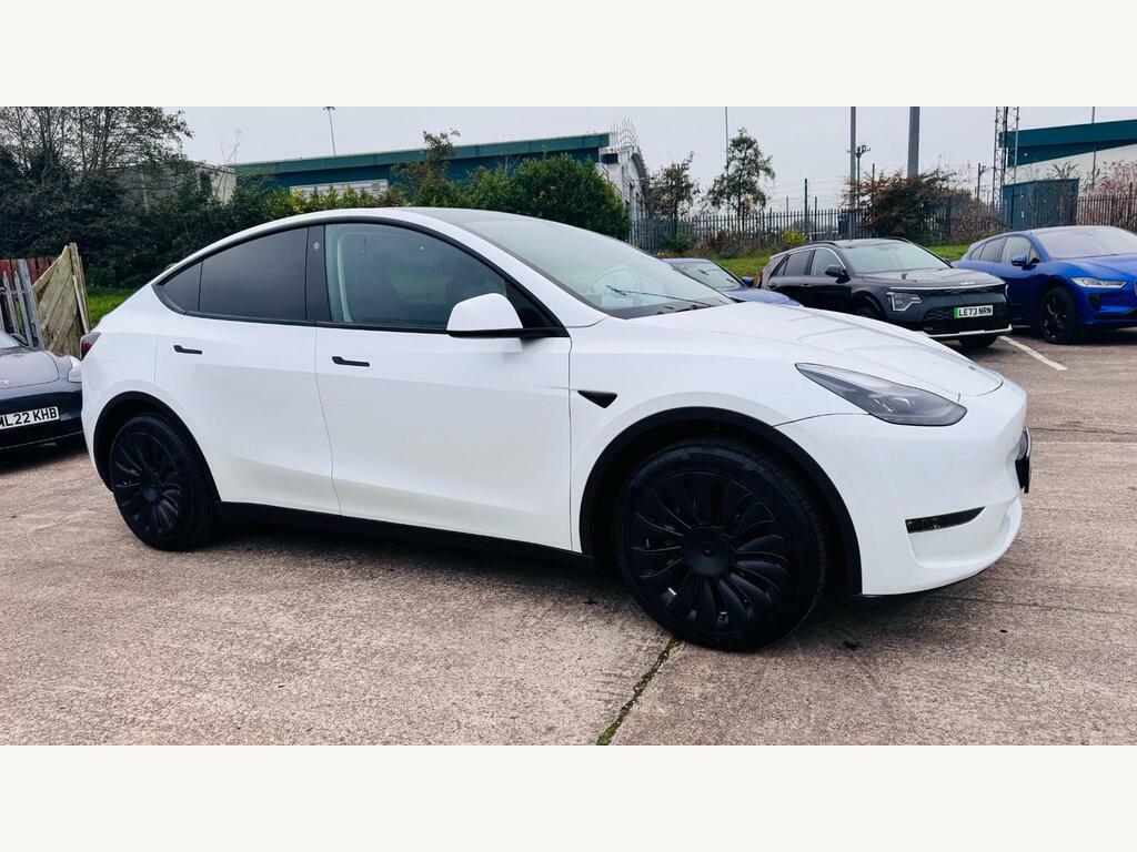 Tesla Model Y Dual Motor Long Range 4Wde White #3