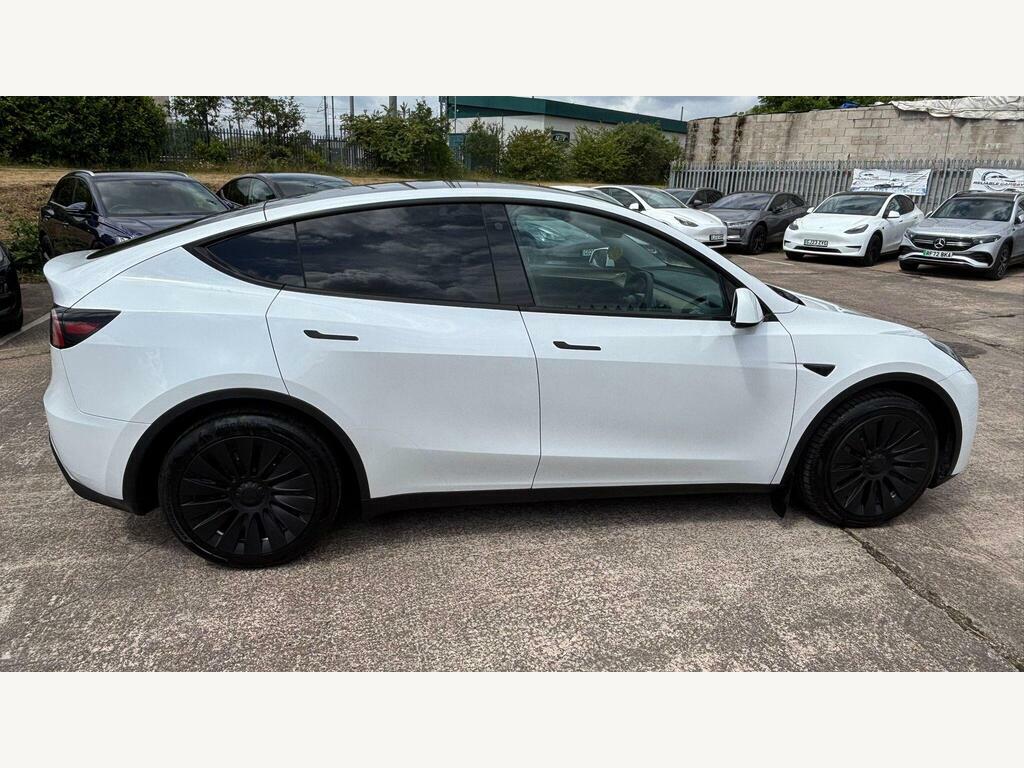 Tesla Model Y Dual Motor Long Range 4Wde White #5