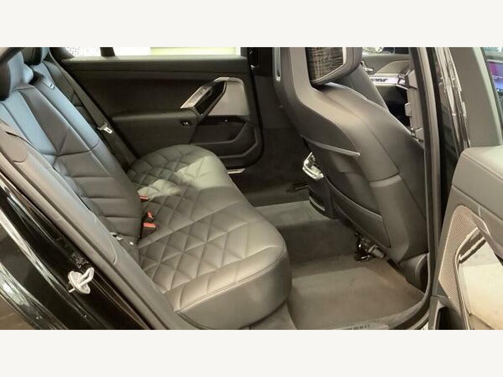 BMW i7 50 105.7Kwh M Sport Edrive Black #5