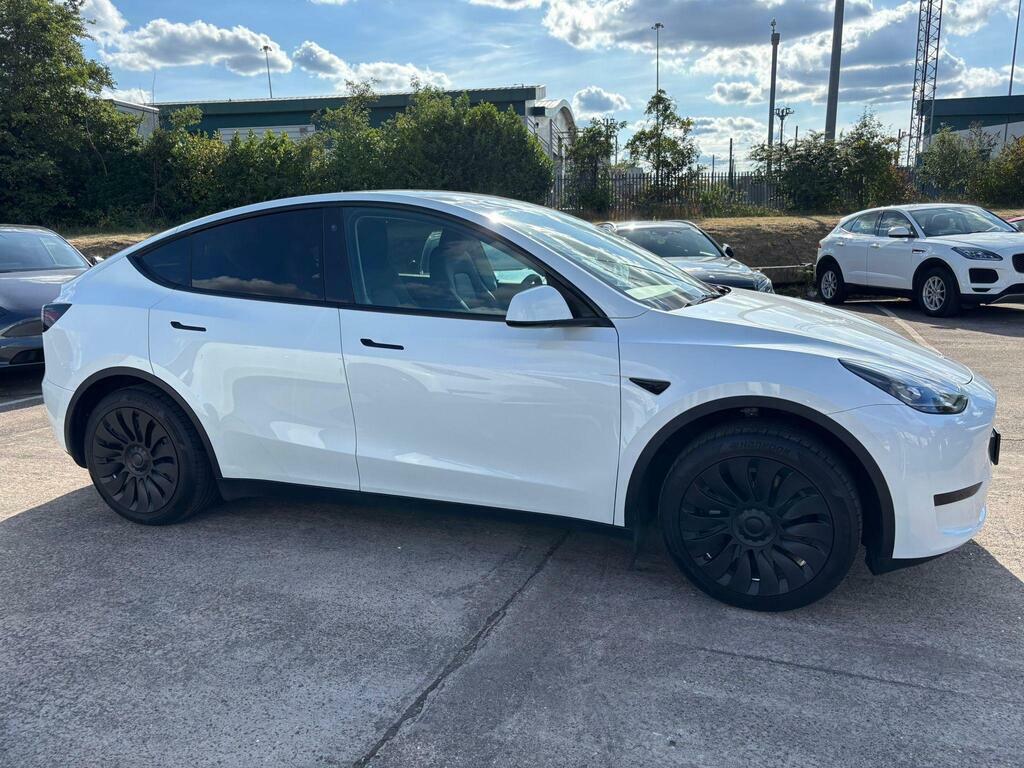 Tesla Model Y Dual Motor Long Range 4Wde White #5