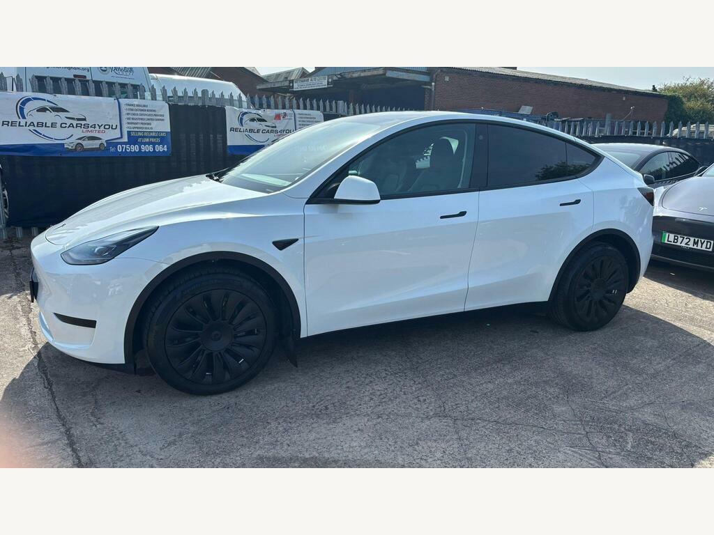 Tesla Model Y Dual Motor Long Range 4Wde White #2