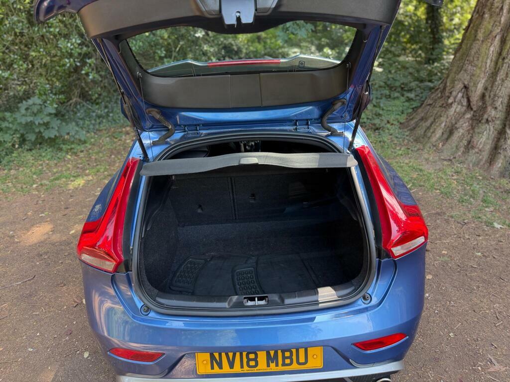 Volvo V40 D2 Inscription 118 Grey #17