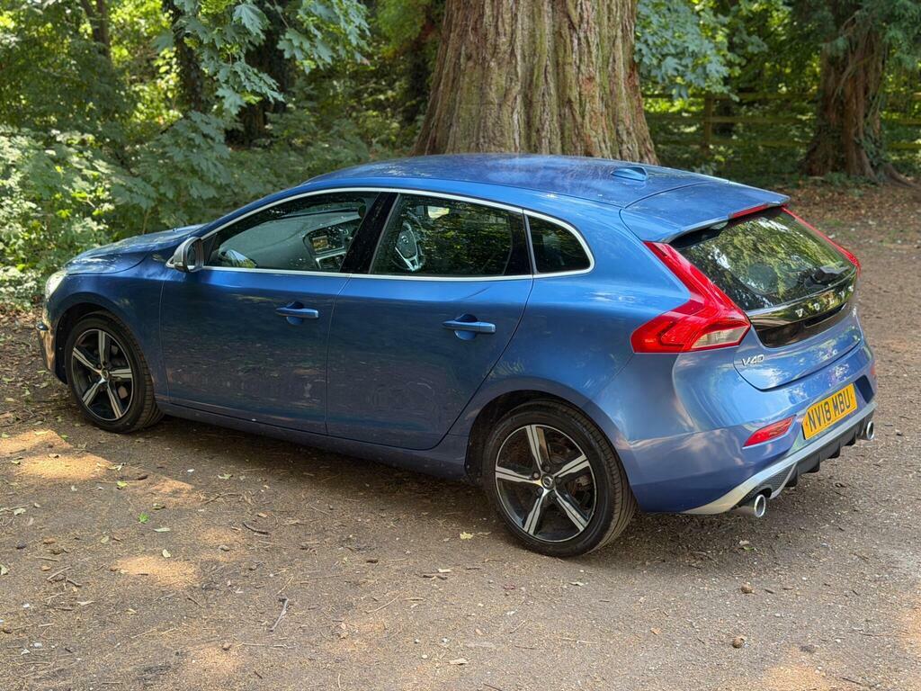 Volvo V40 2.0 D2 R-design Hatchback Blue #6