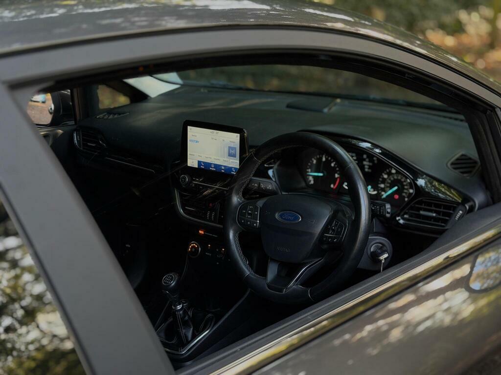 Ford Fiesta 1.0 Ecoboost Zetec Navigation Black #19