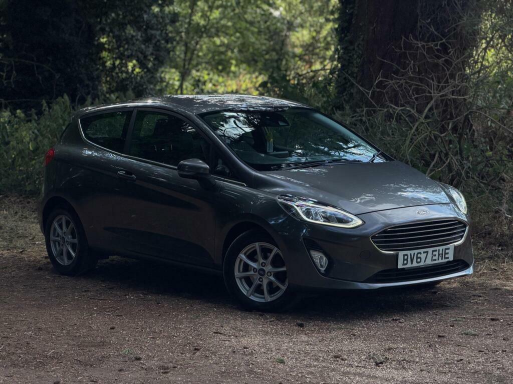 Ford Fiesta 1.0 Ecoboost Zetec Navigation Black #4