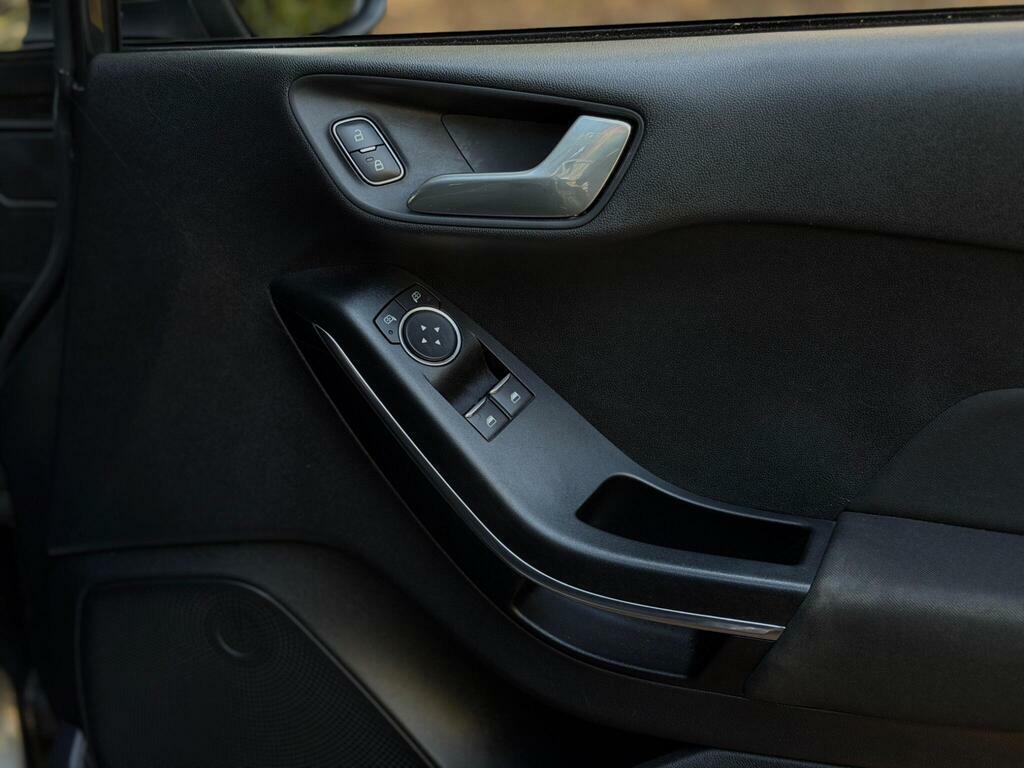 Ford Fiesta 1.0 Ecoboost Zetec Navigation Black #24